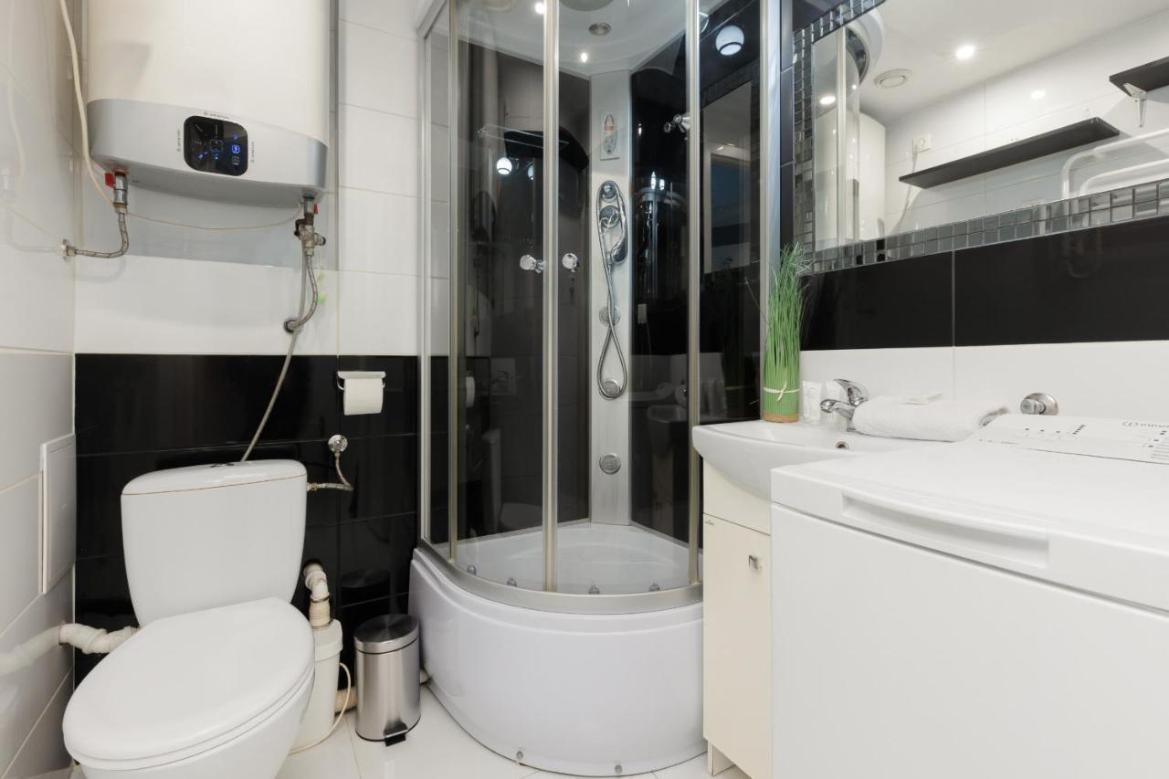 Affordable Underground Studio Near Pge Narodowy By Noclegi Renters Warschau Buitenkant foto